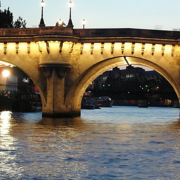 Pont Neuf à Paris