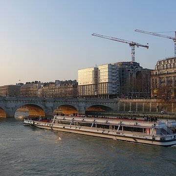 Pont Neuf à Paris
