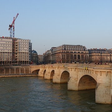 Pont Neuf à Paris