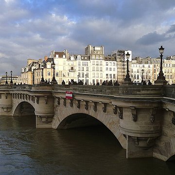 Pont Neuf à Paris