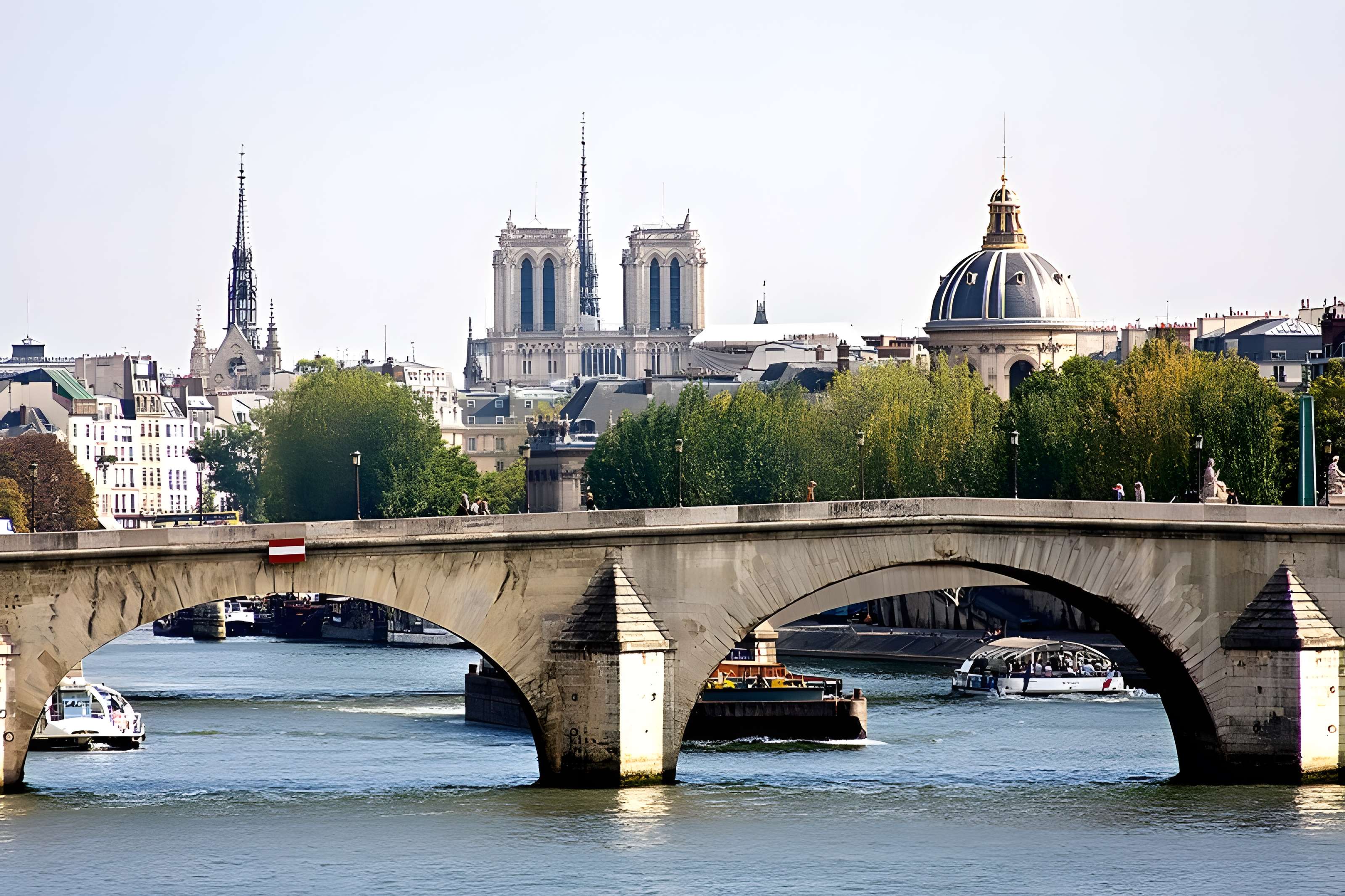 Pont Royal à Paris