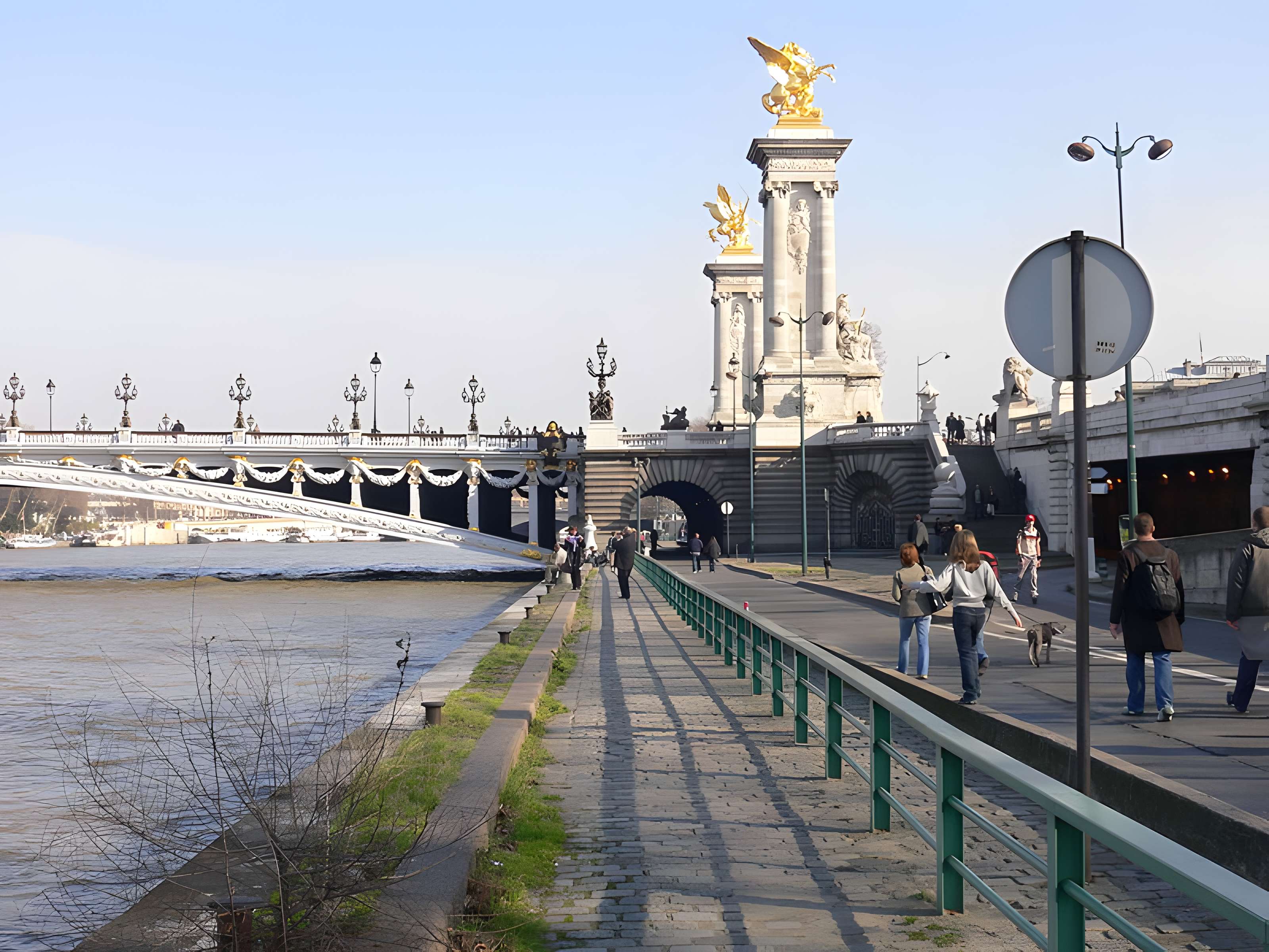 Pont Alexandre-III à Paris