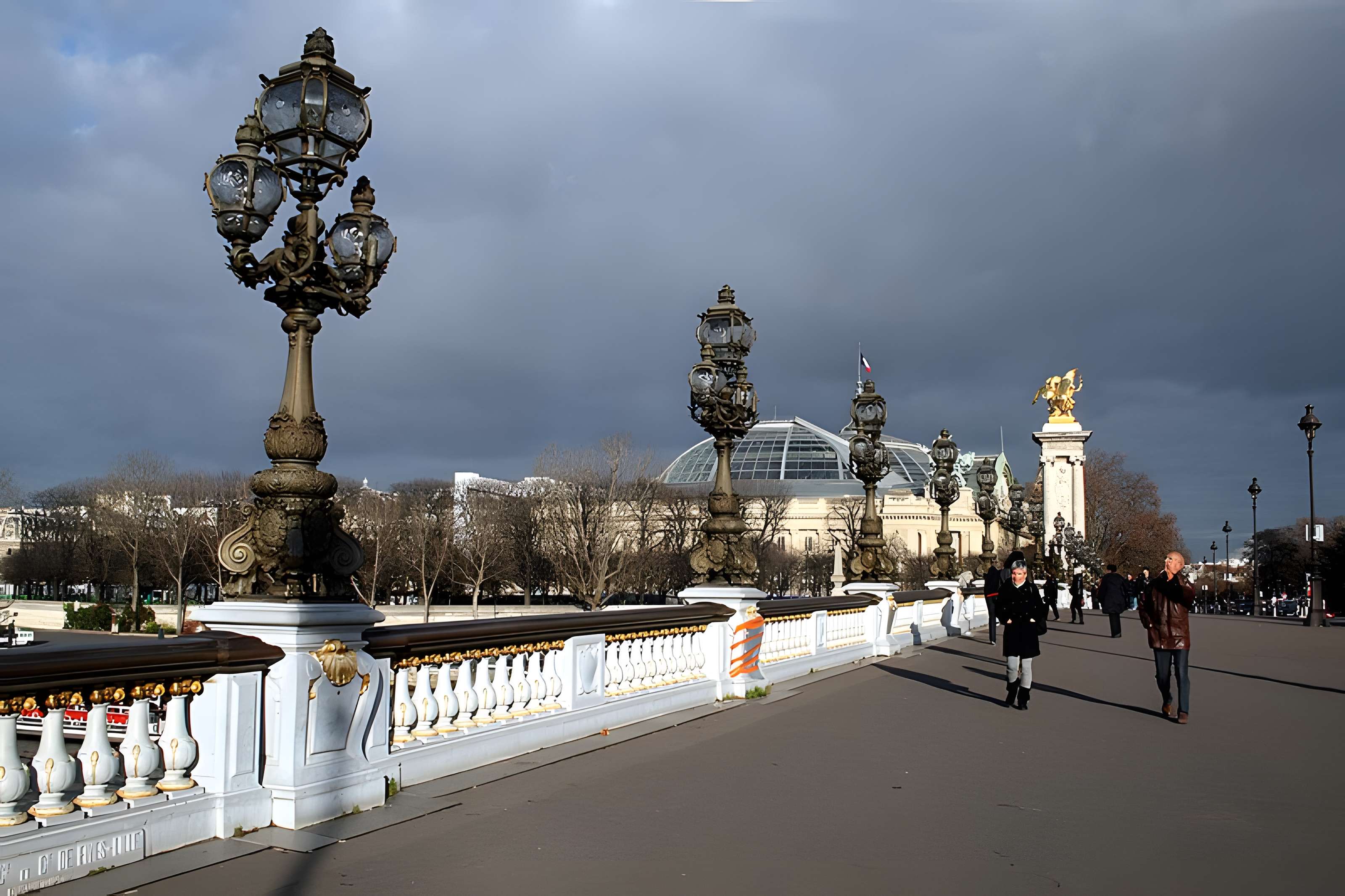 Pont Alexandre-III à Paris