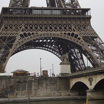 Pont dIéna à Paris