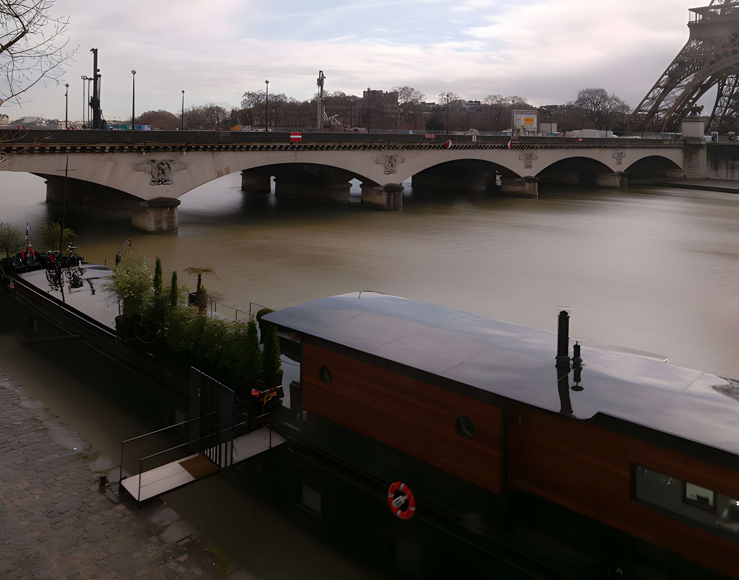 Pont d'Iéna à Paris