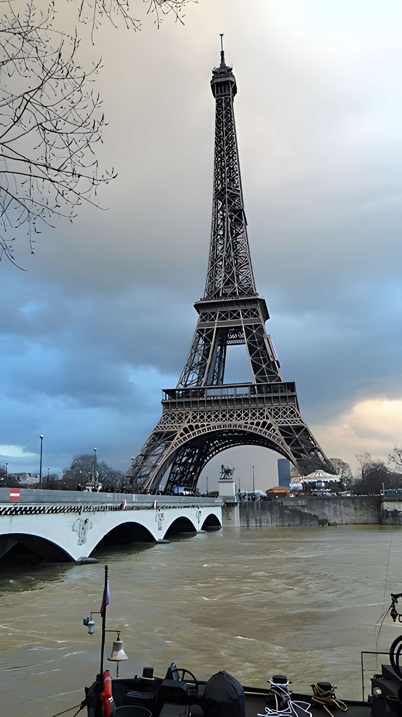 Pont d'Iéna à Paris