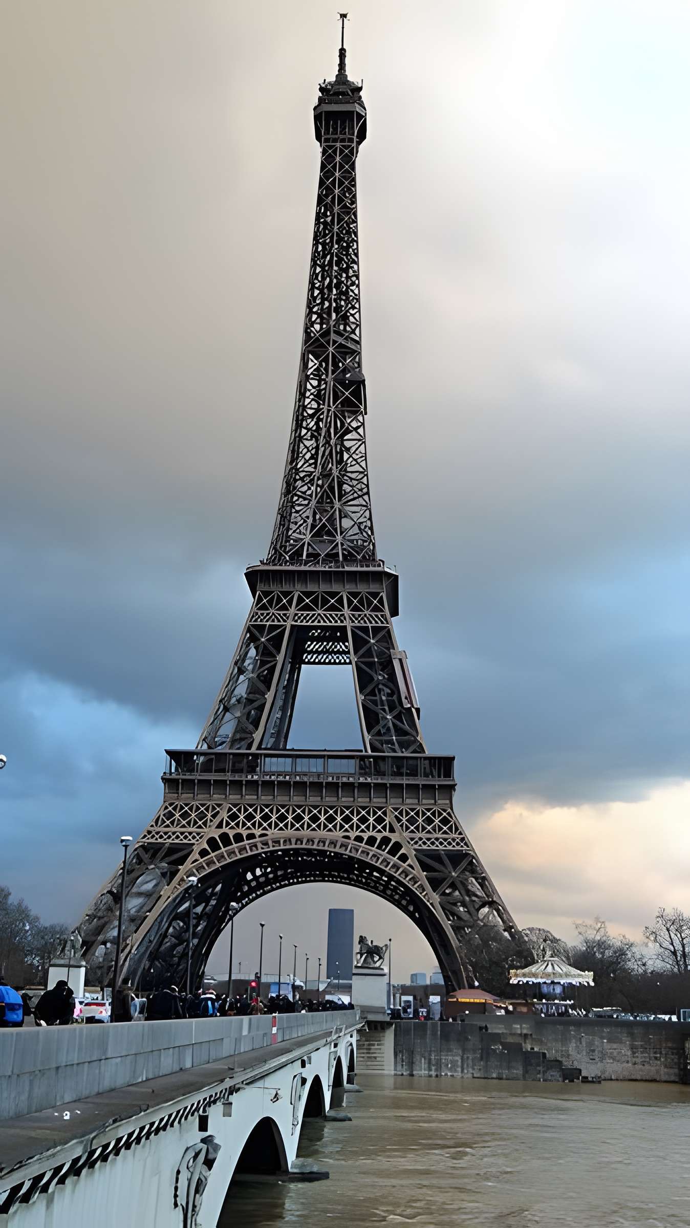 Pont d'Iéna à Paris
