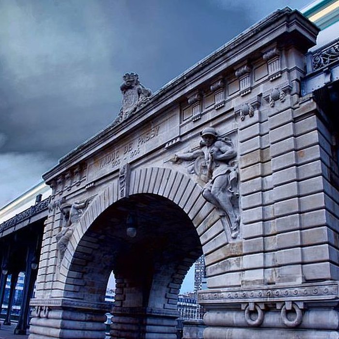 Photo de Pont de Bir-Hakeim à Paris