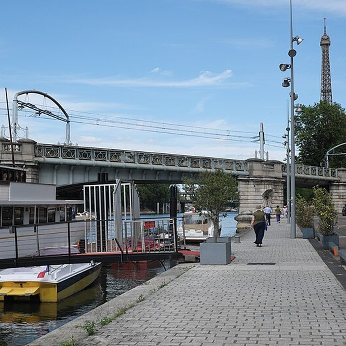 Photo de Pont de Bir-Hakeim à Paris