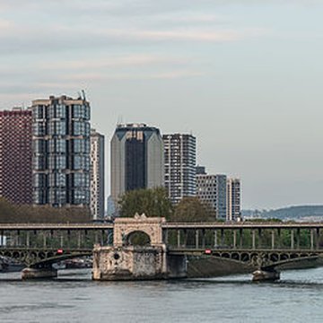 Pont de Bir-Hakeim à Paris