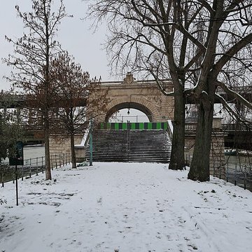 Pont de Bir-Hakeim à Paris