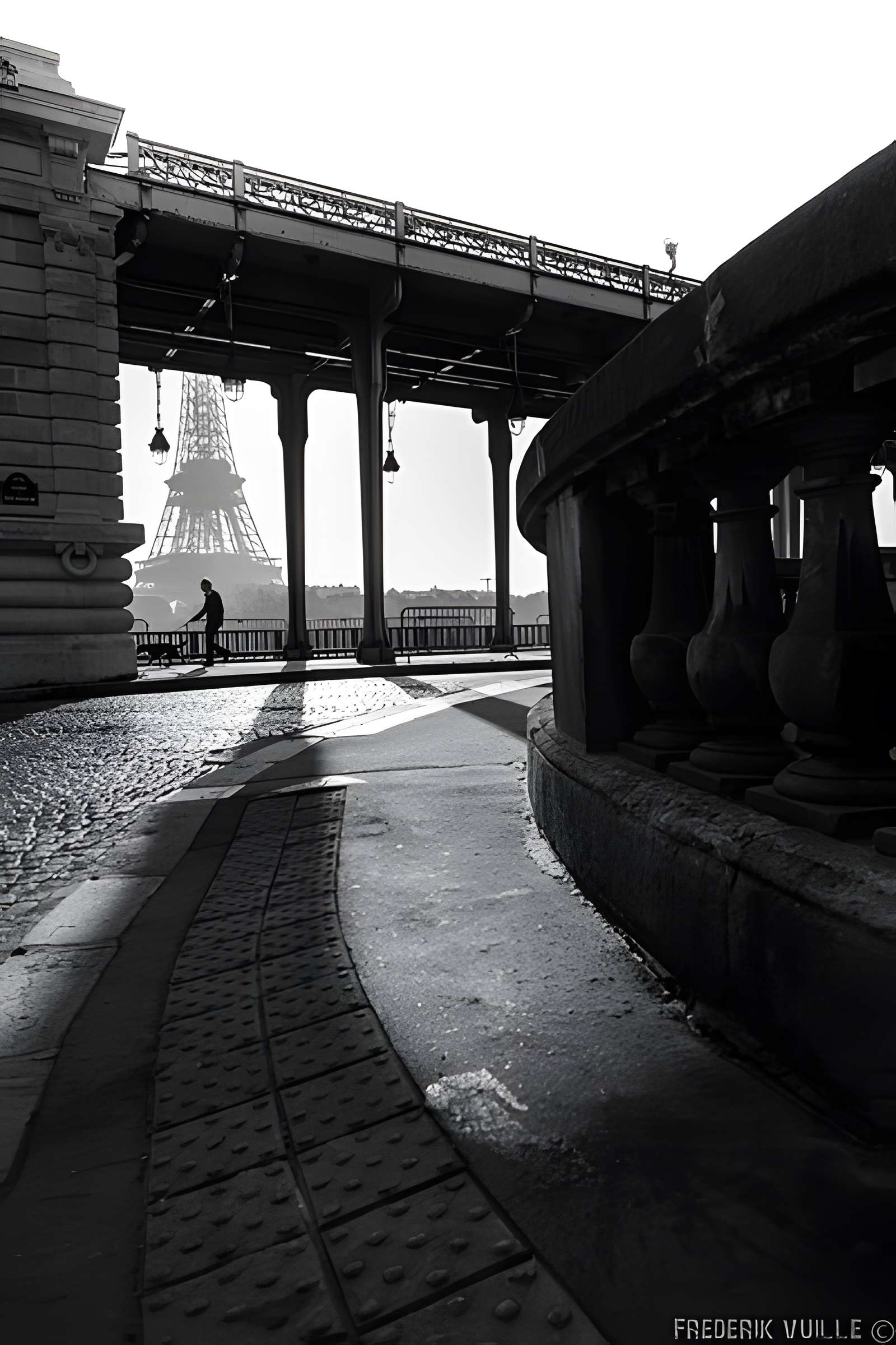 Pont de Bir-Hakeim à Paris