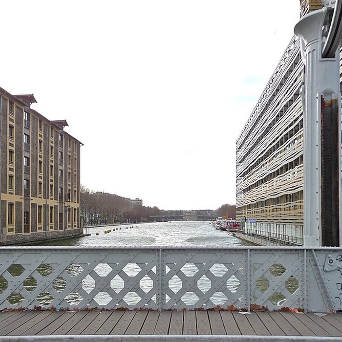Photo de Pont levant de la rue de Crimée à Paris
