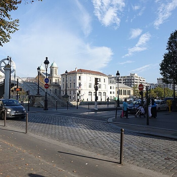 Photo de Pont levant de la rue de Crimée à Paris