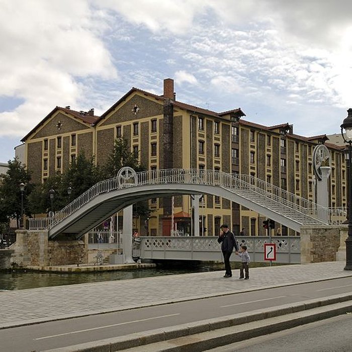 Photo de Pont levant de la rue de Crimée à Paris