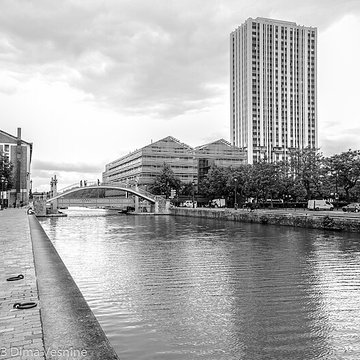 Pont levant de la rue de Crimée à Paris