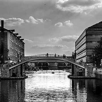 Pont levant de la rue de Crimée à Paris