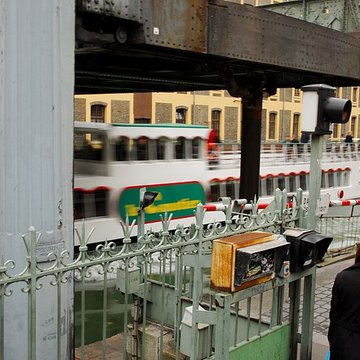 Pont levant de la rue de Crimée à Paris