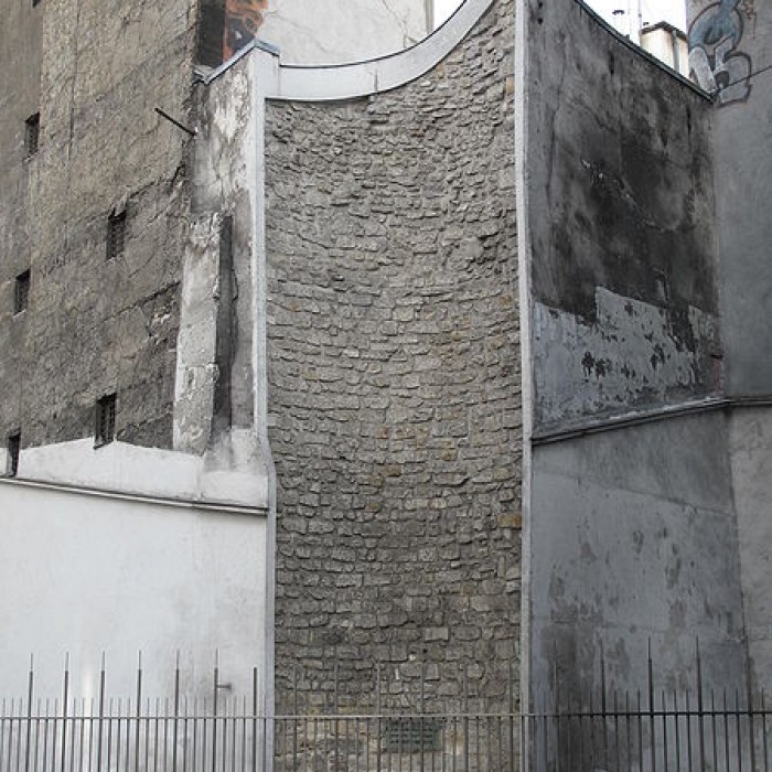 Photo de Enceinte de Philippe Auguste 20 Rue Jean-Jacques-Rousseau - Paris 1er