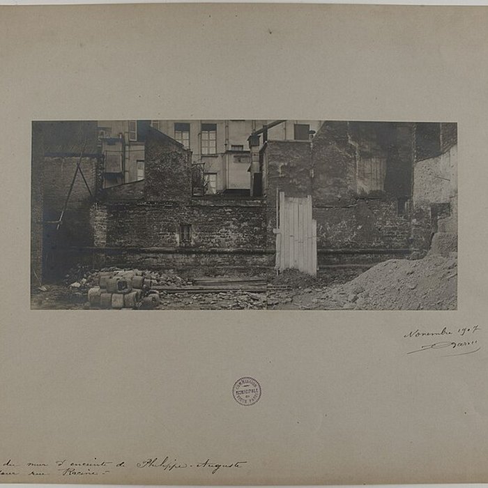 Photo de Enceinte de Philippe Auguste 20 Rue Jean-Jacques-Rousseau - Paris 1er