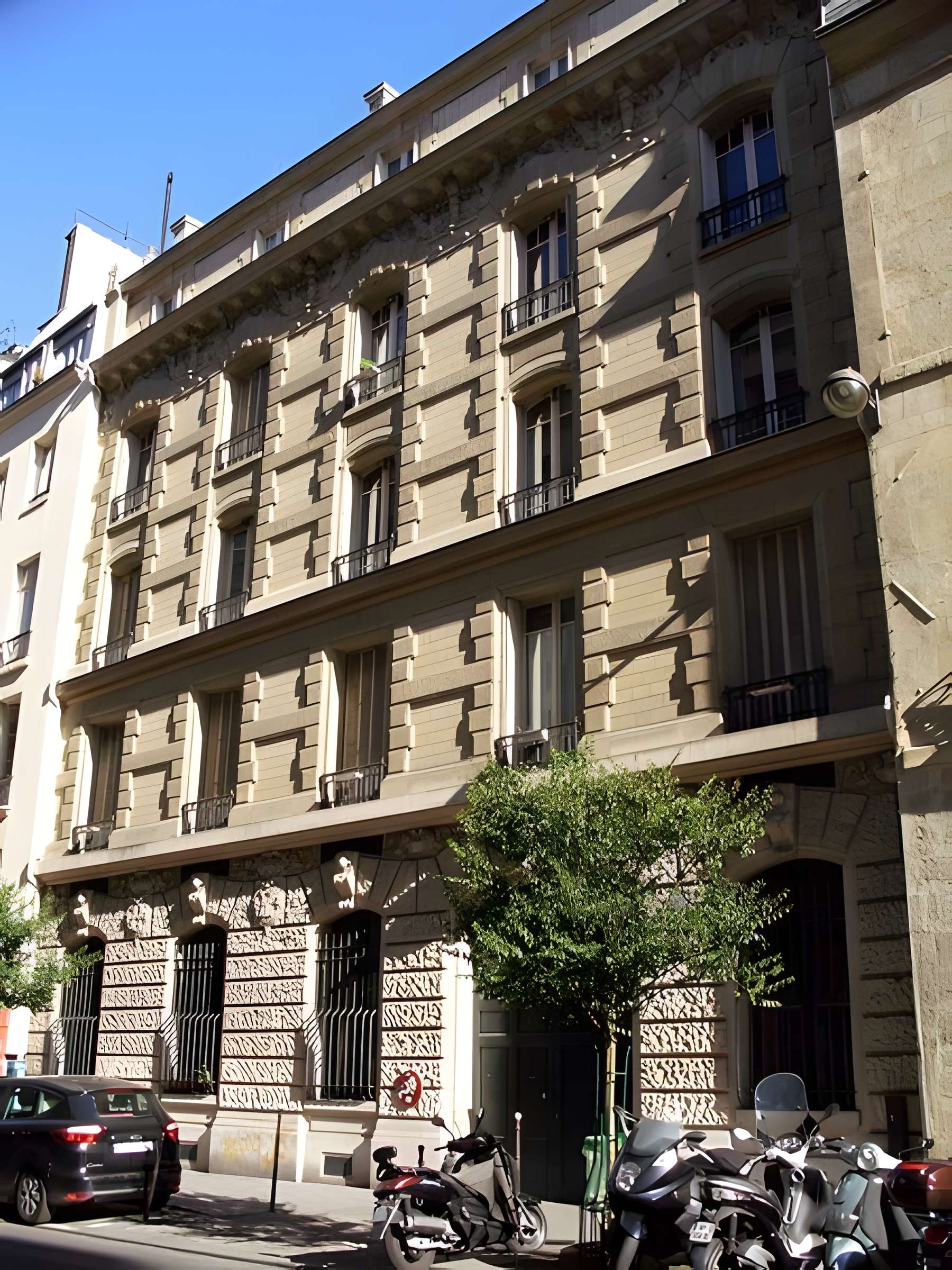 Enceinte de Philippe Auguste 70 Rue Jean-Jacques-Rousseau - Paris 1er 