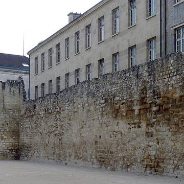Enceinte de Philippe Auguste 17-19-21 Rue des Jardins-Saint-Paul - Paris 4ème
