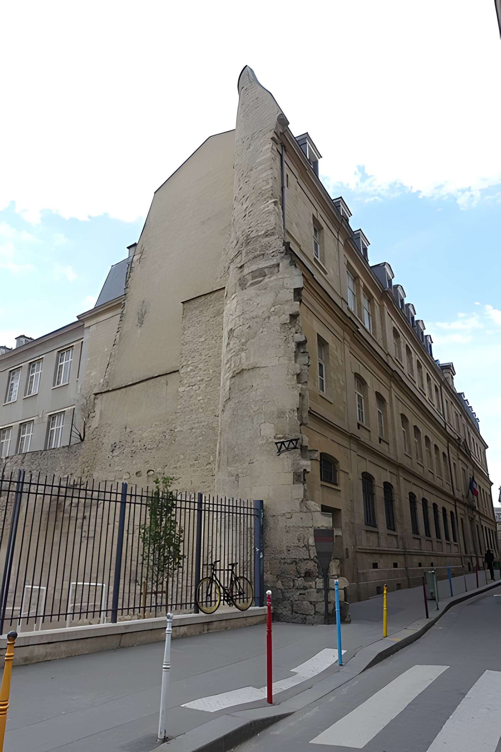 Enceinte de Philippe Auguste 31-33 Rue des Francs-Bourgeois - Paris 4ème