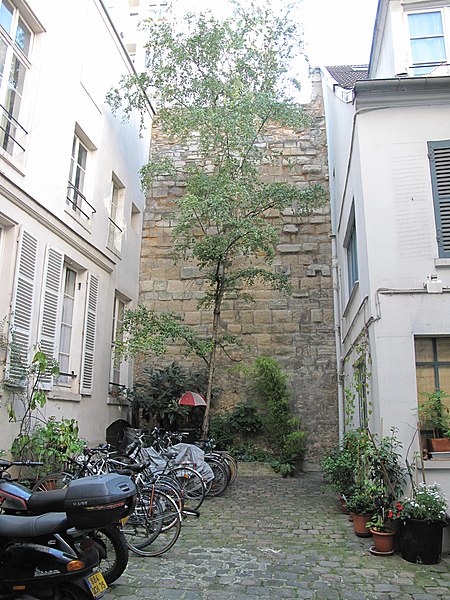 Enceinte de Philippe Auguste 23-27 Rue d'Arras - Paris 5ème