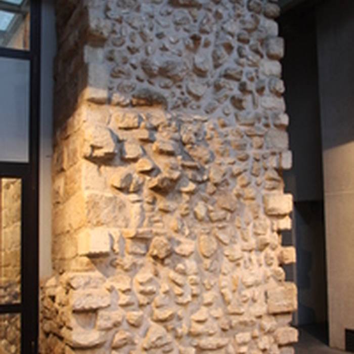 Photo de Enceinte de Philippe Auguste 23-27 Rue dArras - Paris 5ème