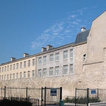 Enceinte de Philippe Auguste 23-27 Rue dArras - Paris 5ème