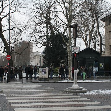 Barrière dEnfer - Paris 14ème