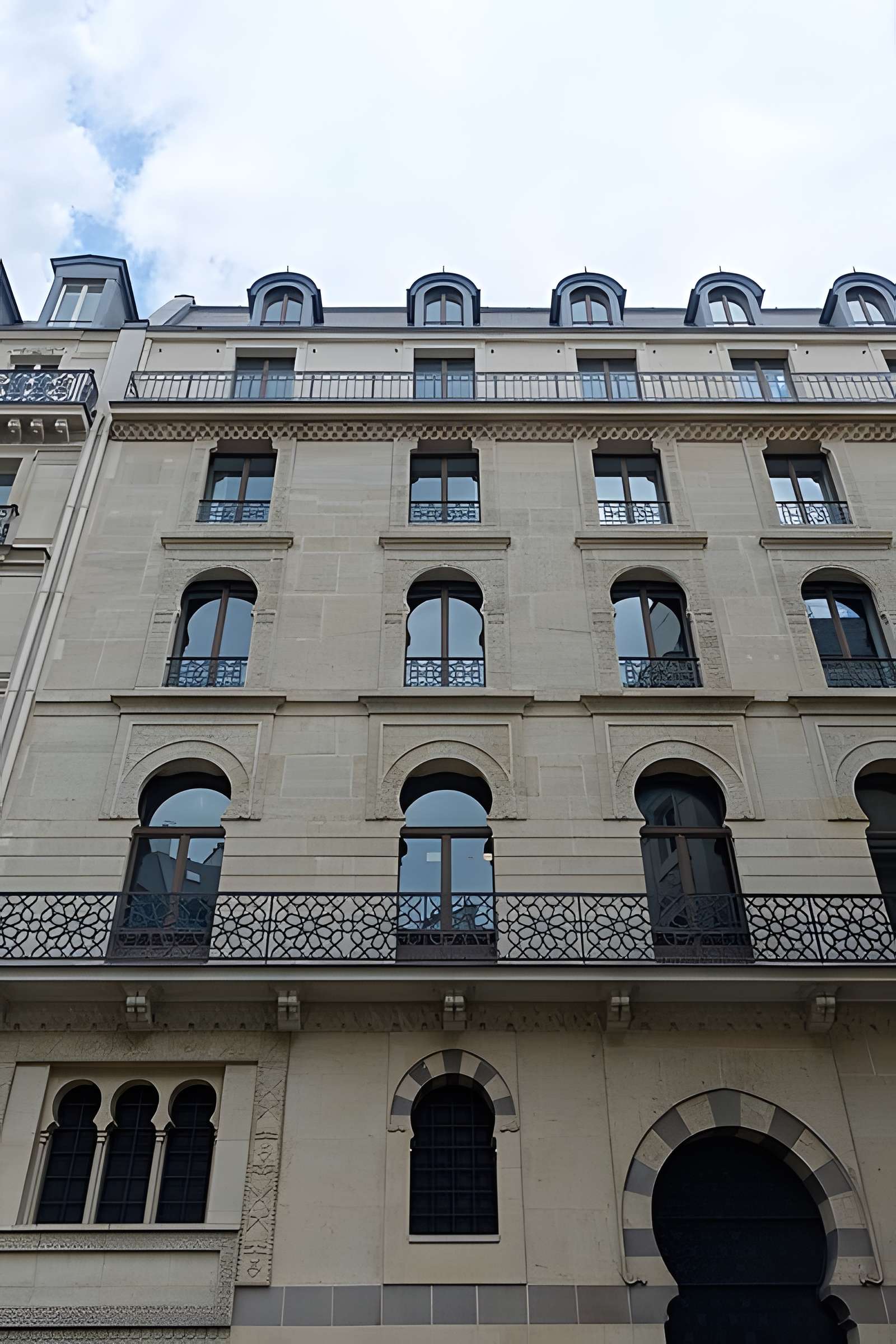 Immeuble (anciens Bains Turcs)