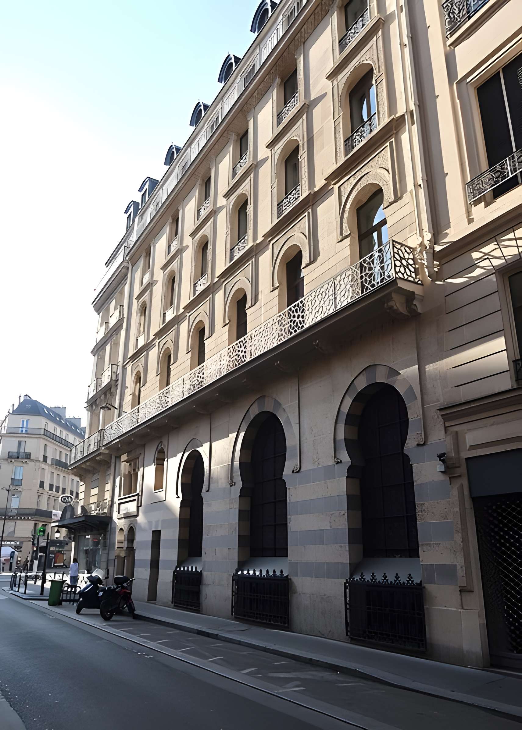 Immeuble (anciens Bains Turcs)