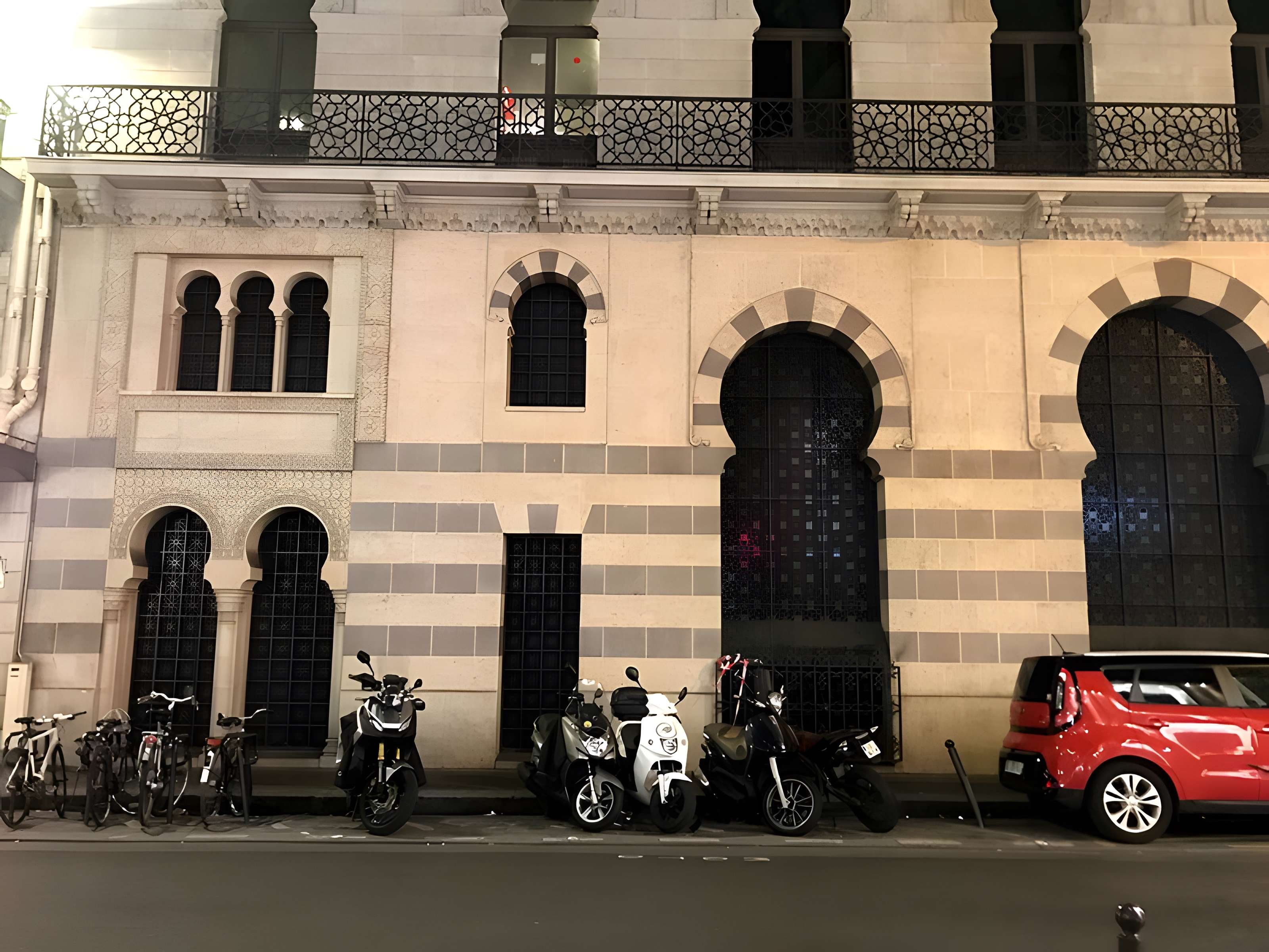 Immeuble (anciens Bains Turcs)