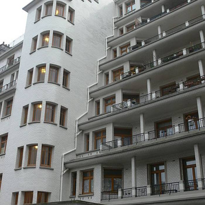 Photo de Immeuble et piscine des Amiraux - Paris 18ème