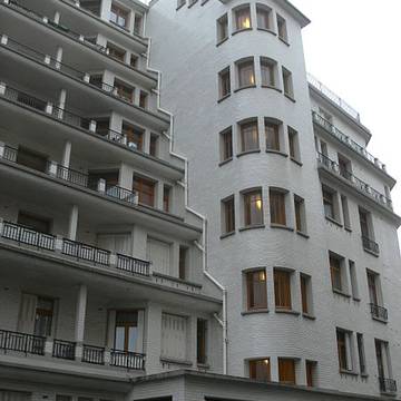 Immeuble et piscine des Amiraux - Paris 18ème