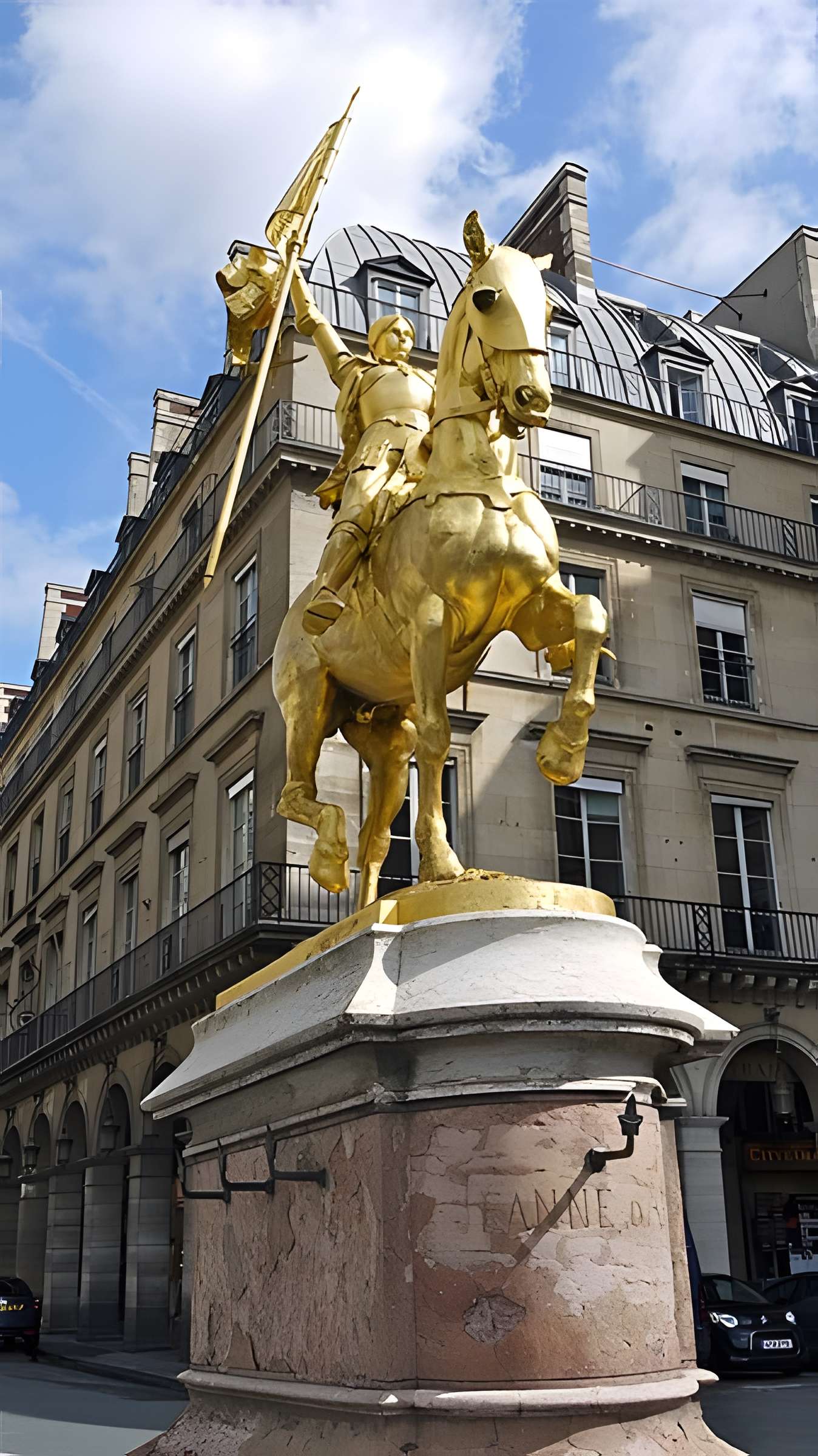 Statue de Jeanne d'Arc à Paris