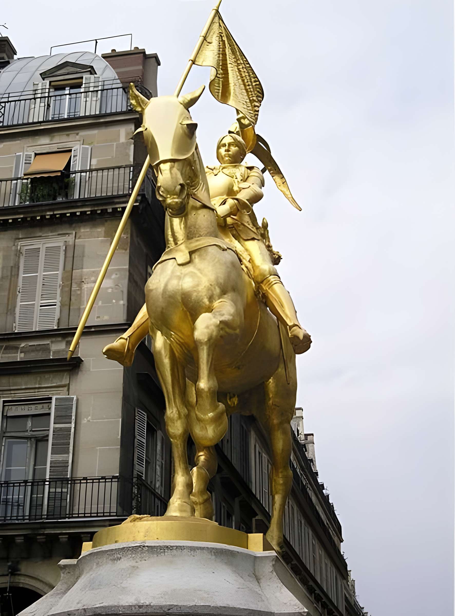 Statue de Jeanne d'Arc à Paris