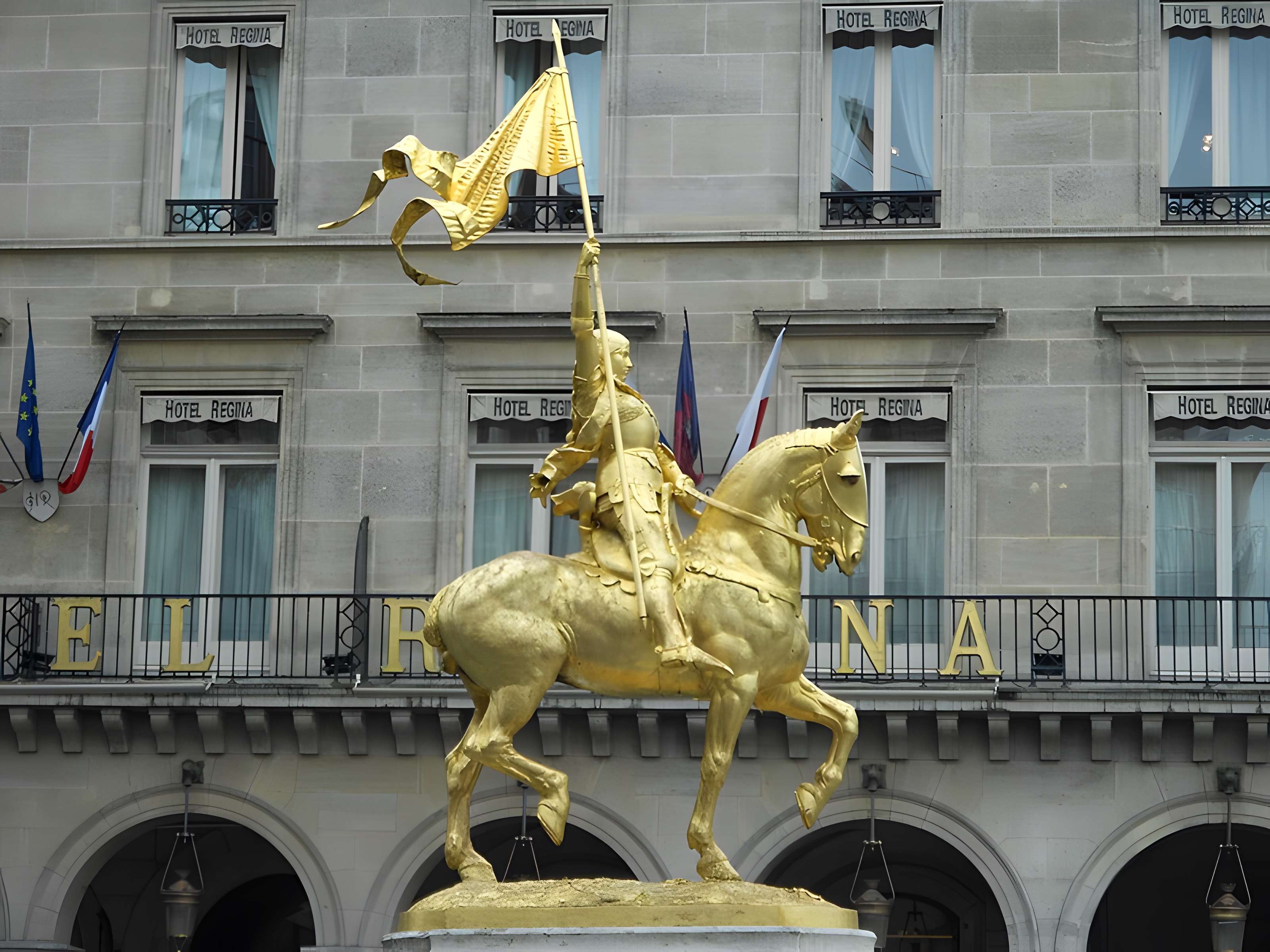 Statue de Jeanne d'Arc à Paris