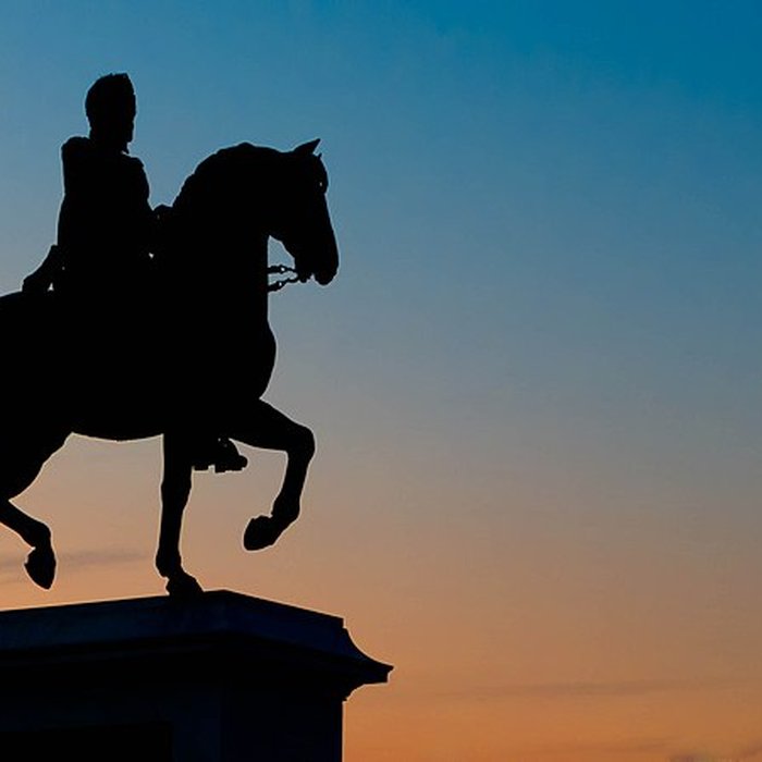 Photo de Statue équestre dHenri IV à Paris