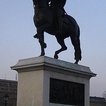 Statue équestre dHenri IV à Paris