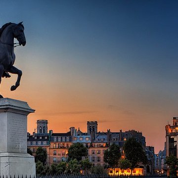 Statue équestre dHenri IV à Paris
