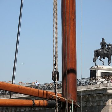 Statue équestre dHenri IV à Paris
