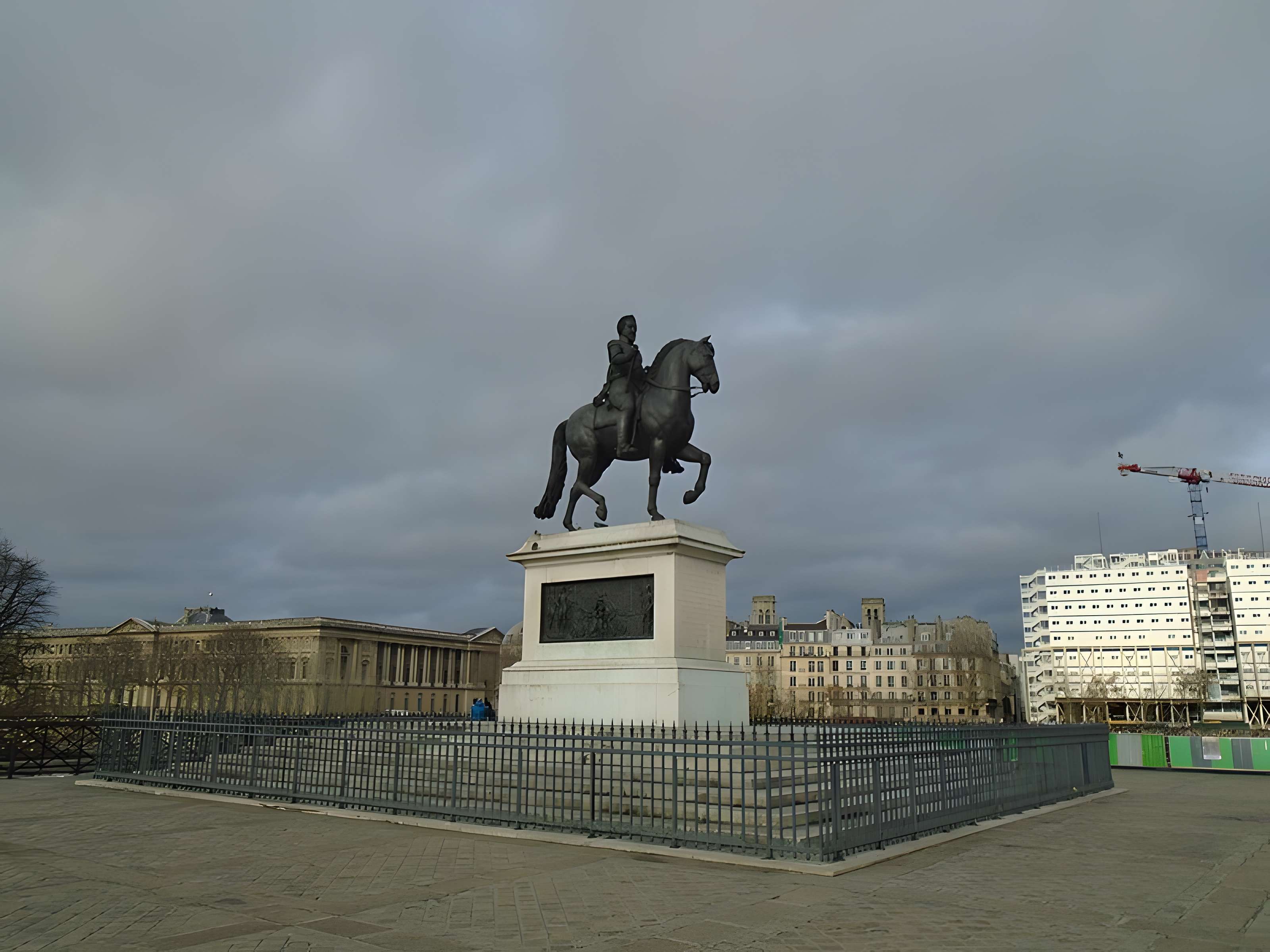 Statue équestre d'Henri IV à Paris