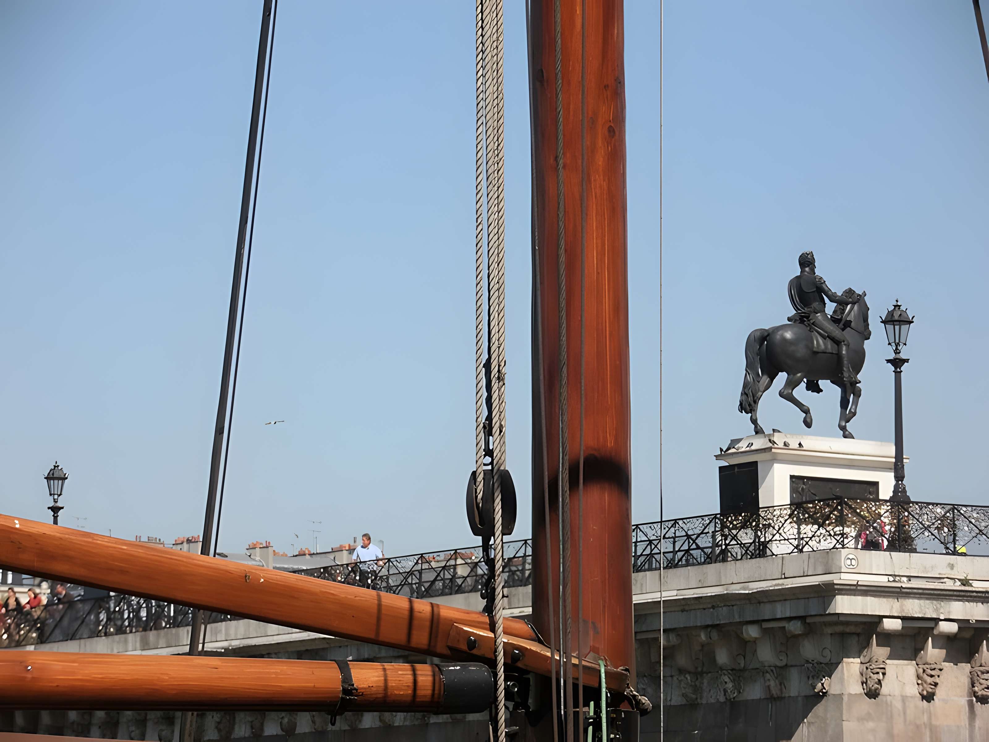 Statue équestre d'Henri IV à Paris