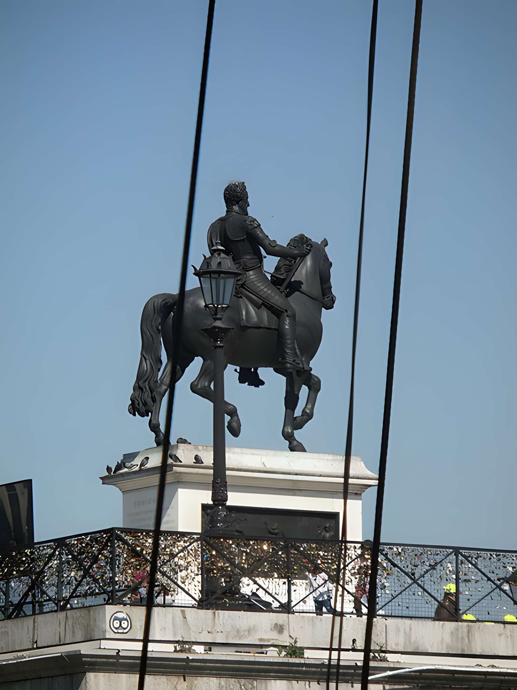Statue équestre d'Henri IV à Paris