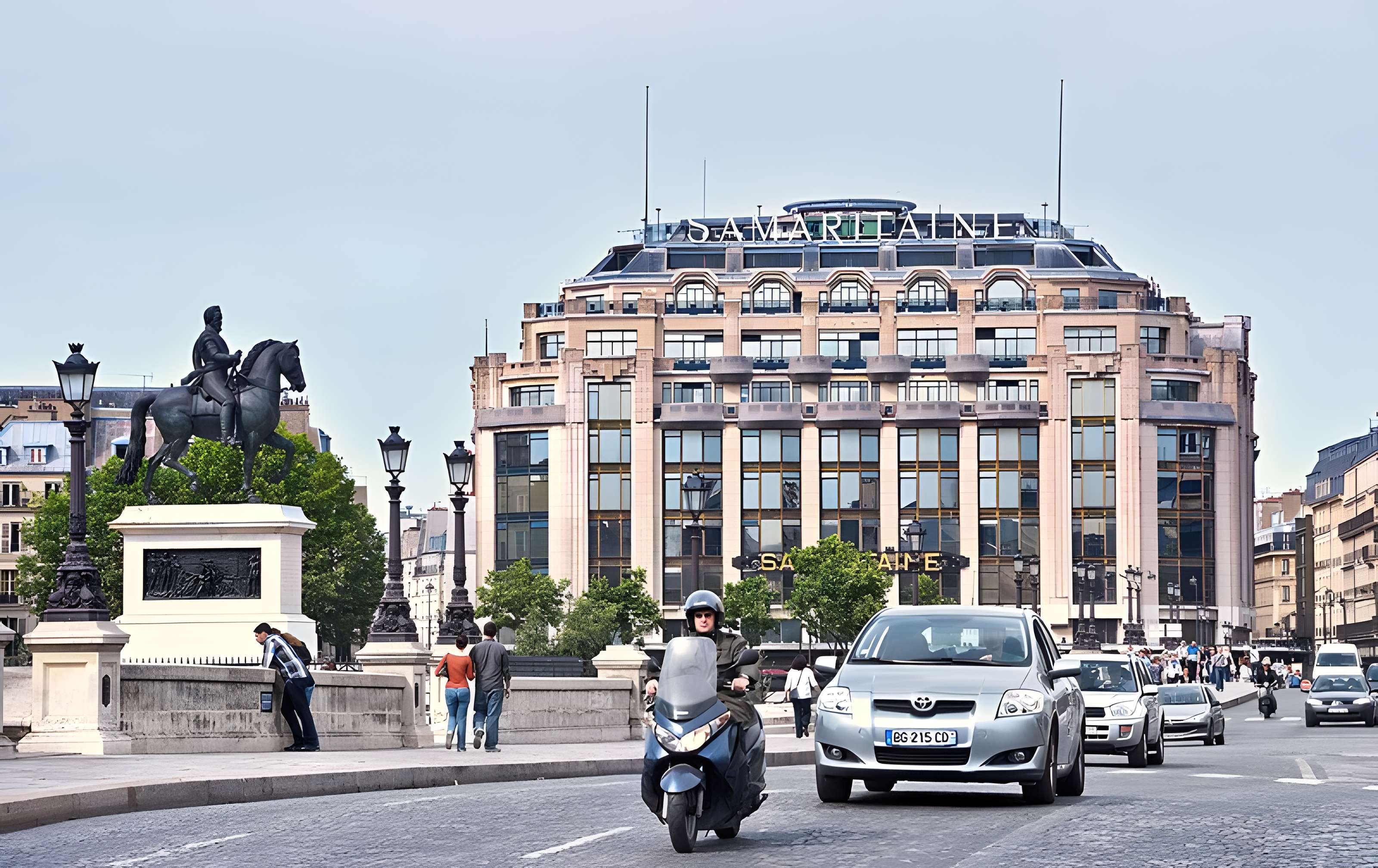 Statue équestre d'Henri IV à Paris