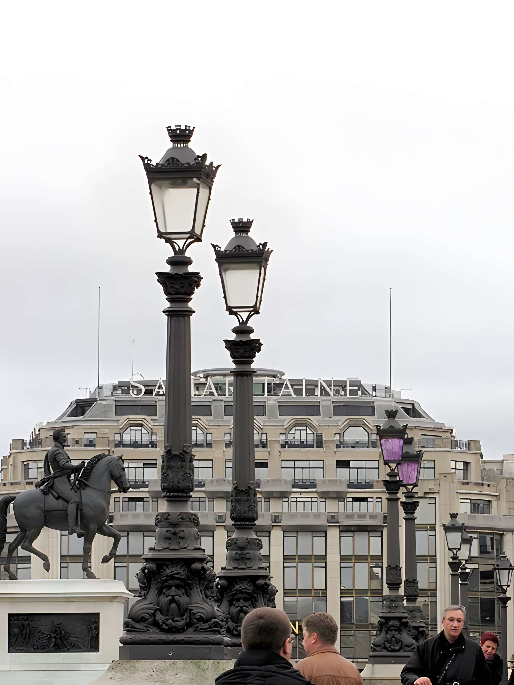 Statue équestre d'Henri IV à Paris
