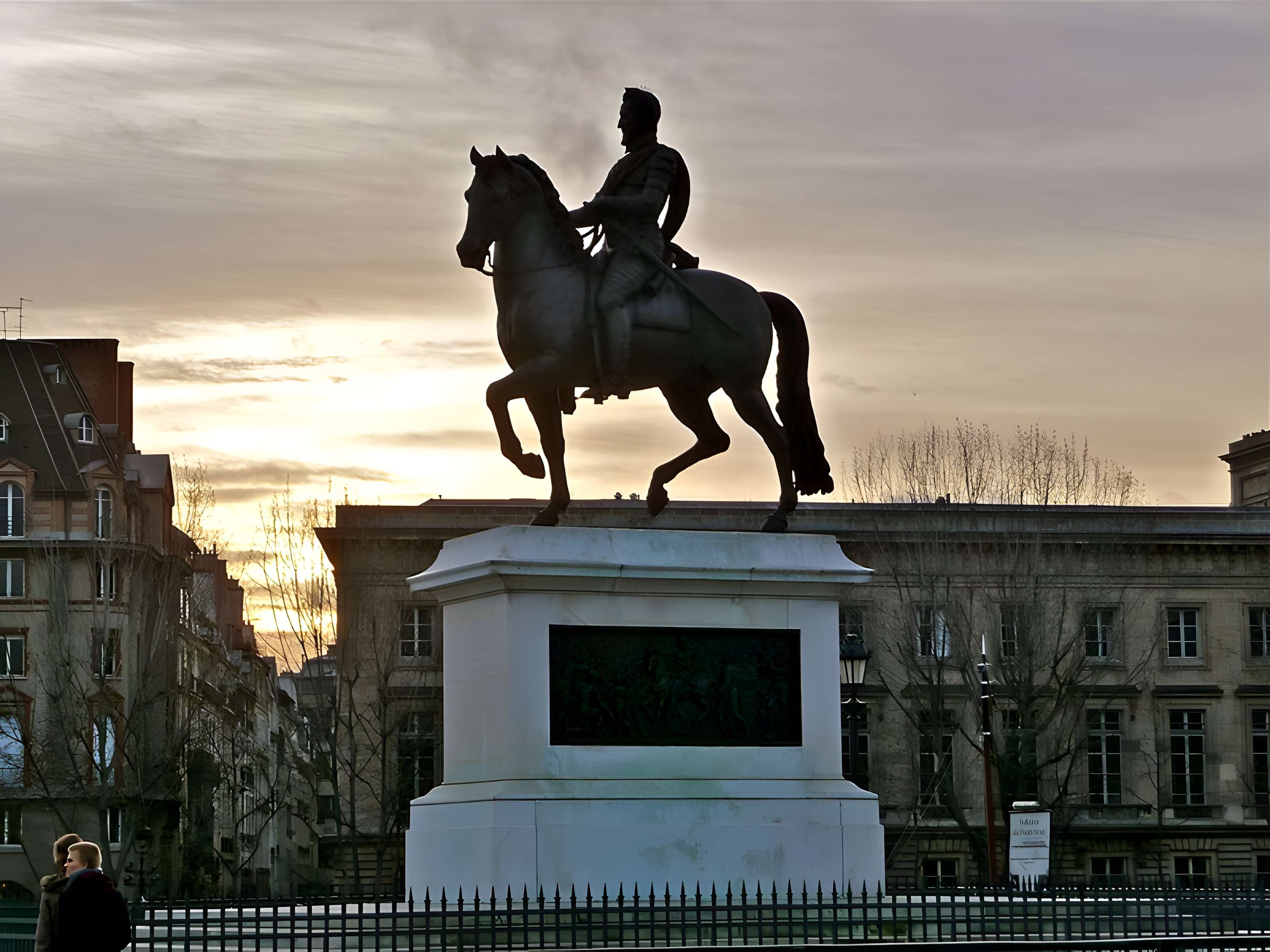 Statue équestre d'Henri IV à Paris