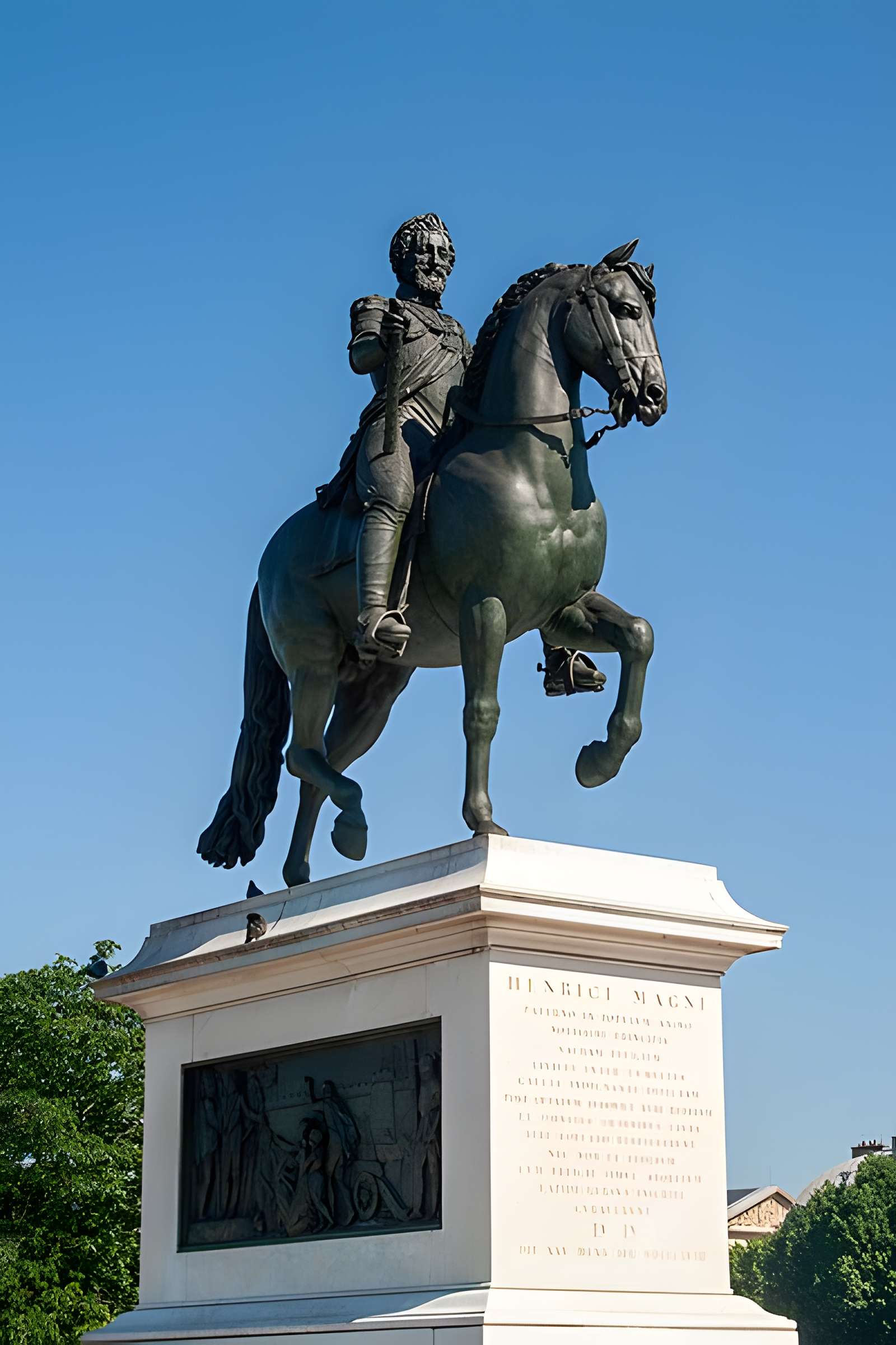 Statue équestre d'Henri IV à Paris